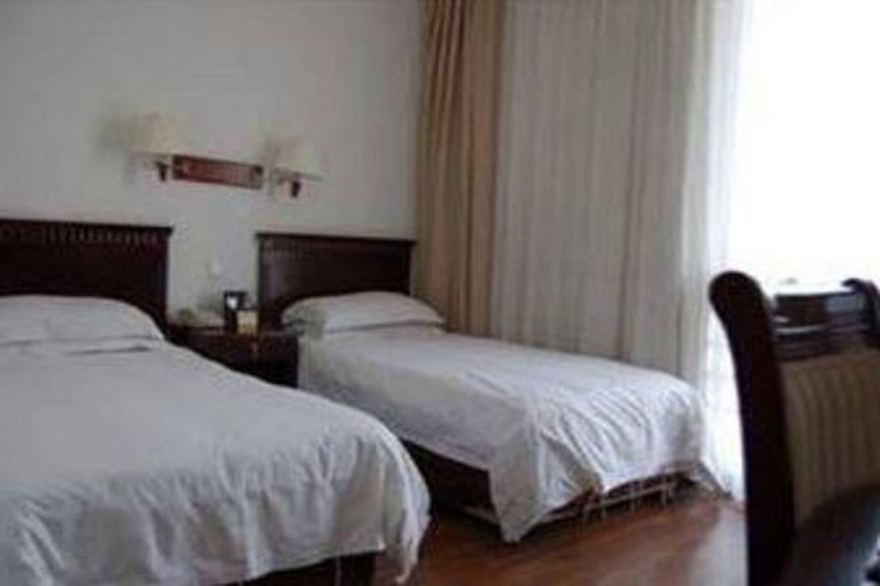 שנגחאי Lakeside Holiday Inn מראה חיצוני תמונה